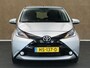 Toyota Aygo 1.0 VVT-i x-play - ORIGINEEL NEDERLANDSE AUTO - VOLLEDIG ONDERHOUDEN - AIRCO - ACHTERUITRIJCAMERA - ELEKTRISCHE RAMEN VOOR - MISTLAMPEN VOOR