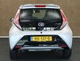Toyota Aygo 1.0 VVT-i x-play - ORIGINEEL NEDERLANDSE AUTO - VOLLEDIG ONDERHOUDEN - AIRCO - ACHTERUITRIJCAMERA - ELEKTRISCHE RAMEN VOOR - MISTLAMPEN VOOR