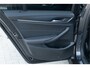 BMW 5-Serie 520i LCI M-sport ACC Head-up Laser Schuifdak Ambient Memory Comfort Trekhaak