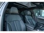 BMW 5-Serie 520i LCI M-sport ACC Head-up Laser Schuifdak Ambient Memory Comfort Trekhaak