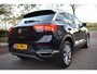 Volkswagen T-Roc 1.5 TSI Sport 150 PK ADAP CRUISE/CARPLAY/CAMERA/AIRCO-ECC/PDC V+A/TREKH/6 BAK/LMW 17 INCH/STOEL+STUUR VERW/USB