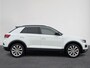 Volkswagen T-Roc 1.5 TSI Sport | Airco | Carplay | Camera | Parkeersensor voor/achter | Winter-pakket | LM velgen | ( Vestiging - Vianen )