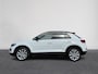 Volkswagen T-Roc 1.5 TSI Sport | Airco | Carplay | Camera | Parkeersensor voor/achter | Winter-pakket | LM velgen | ( Vestiging - Nieuwegein )