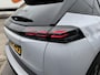 Peugeot 2008 1.2 PureTech 100 Allure | Climate control | Apple Carplay/Android Auto | 17" Lichtmetalen velgen