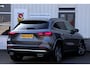 Mercedes-Benz GLA 250 e AMG Line*MB Fabrieksgarant.*BTW*Facelift*Camera/Keyless Entry+Go/Stoelverw./Stuurverw./Carbon/Sfeerverl./Standkachel/Elek. Klep/LED/Parkeersens.V+A/19 inch LM*