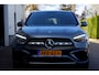 Mercedes-Benz GLA 250 e AMG Line*MB Fabrieksgarant.*BTW*Facelift*Camera/Keyless Entry+Go/Stoelverw./Stuurverw./Carbon/Sfeerverl./Standkachel/Elek. Klep/LED/Parkeersens.V+A/19 inch LM*