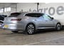 Volkswagen Arteon Shooting Brake 1.4 TSI eHybrid Elegance Business+ | Incl. 12 maanden garantie | 100% dealer onderhouden | Adaptieve cruise control | Climate control | Schuif/kantel dak | Trekhaak | Stoelverwarming voor/achter | Apple carplay/Android auto |