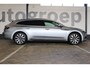 Volkswagen Arteon Shooting Brake 1.4 TSI eHybrid Elegance Business+ | Incl. 12 maanden garantie | 100% dealer onderhouden | Adaptieve cruise control | Climate control | Schuif/kantel dak | Trekhaak | Stoelverwarming voor/achter | Apple carplay/Android auto |