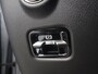 Mercedes-Benz C-klasse Estate 180 Business Solution AMG | Night pakket | Panoramadak | Trekhaak | Verwarmde stoelen |