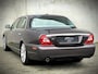 Jaguar XJ 4.2 V8 Sovereign LWB / YOUNGTIMER / FULL SERVICE FILE