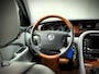 Jaguar XJ 4.2 V8 Sovereign LWB / YOUNGTIMER / FULL SERVICE FILE