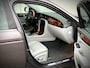 Jaguar XJ 4.2 V8 Sovereign LWB / YOUNGTIMER / FULL SERVICE FILE