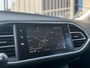 Peugeot 308 1.2 Blue Lease Prijs Inclusief Onderhoud & 12 Maand BOVAG Garantie | Trekhaak | Navigatie |