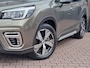 Subaru Forester 2.0i e-BOXER First Edition AWD | Trekhaak | Pano | All-seasons | Leder | LMV 18" | Camera | Dealer onderhouden |