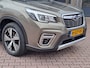 Subaru Forester 2.0i e-BOXER First Edition AWD | Trekhaak | Pano | All-seasons | Leder | LMV 18" | Camera | Dealer onderhouden |
