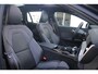 Volvo V60 T6 350PK Plug-in hybrid AWD Plus Dark | 360 camera | Stoel&Stuurverwarming | Verwarmbare 2e Zitrij | Premium Harman/Kardon Audio | Sportstoelen | Schuif-/Kanteldak | Power Seats incl. Memory | Semi Elektr. Trekhaak |