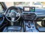BMW 5-Serie 530i G31 Touring M Sport / Laser / Pano / Trekhaak