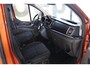 Ford Transit Custom 320 2.0 L2H1 Limited DC | Incl. 12 maanden garantie | Dubbele cabine | Cruise control | Climate control | Stoelverwarming | Trekhaak | Parkeercamera | Maxton lip | Apple carplay/Android auto | DAB | Winterset |