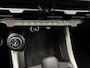 Alfa Romeo Tonale SUV Tributo Italiano Hybrid 280 pk Automaat | Navigatie | Elektrisch Glazen Panoramadak | Rondomzicht Camera | Lederen Bekleding | Voorstoelen Verwarmd | Matrix LED Koplampen | Elektrische Achterklep met Sensor | Dodehoek Detectie | 20" Lichtmetalen Velgen | Apple Carplay/Android Auto |