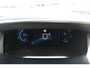 Peugeot e-2008 EV 50kWh *Allure* | 3-Fase | Carplay | Camera | Navigatie | Cruise & Climate Control | Bluetooth |