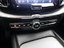 Volvo XC60 2.0 T6 Plug-in hybrid AWD R-Design | FACELIFT | PANO | ADAPTIVE | STOEL- EN STUURVERW.