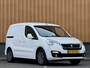 Peugeot Partner 120 1.6 VTi 98 L1 Profit+ | Benzine! | 3 Persoons | Apple Carplay | Android Auto | Trekhaak | Airconditioning | Cruise Control | Stoelverwarming | Parkeersensoren | Elektrische Spiegels |