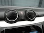 Suzuki Swift 1.0 Stijl Smart Hybrid Turbo, Trekhaak, 17 inch, Achteruitrijcamera, Carplay en Dealer onderhouden!
