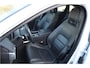 Jaguar F-Pace 2.5t AWD R-Sport Pano | Trekhaak elektr | Leer | Elektr stoelen | Alcantara hemel | Sfeerverlichting | Carplay | NL auto