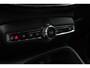 Volvo XC40 T4 Recharge Inscription | Premium audio by Harman Kardon | Trekhaak | Verwarmde voorstoelen en stuurwiel | Parkeercamera voor |  Elektrisch verstelbare stoelen | Adaptieve cruise control | DAB+ | 19 inch lichtmetalen velgen