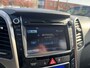 Hyundai i30 Wagon 1.6 GDI Business Ed. NAVI CAMERA DEALER BJ 2013 !!!