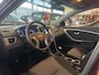 Hyundai i30 Wagon 1.6 GDI Business Ed. NAVI CAMERA DEALER BJ 2013 !!!