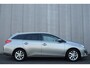 Toyota Auris Touring Sports 1.8 Hybrid Lease+ Panoramadak | ECC | Full Map Navi | Bi-Xenon | Keyless | Camera