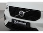 Volvo XC40 1.5 T4 Plug-in hybrid Plus Dark | Facelift | Elek. stoelen | H&K Audio | Stoel + stuurverw. | Camera |