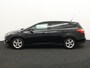Ford Focus AUTOMAAT Wagon 1.6 TI-VCT Titanium Automaat, cruise control, sportstoelen, verwarmd voorruit, boordcomputer, airco, hill hold functie, regensensor Deze Ford Focus Wagon is de perfecte mix van comfort, ruimte en betrouwbaarheid. Met de fijne automatische transmissie, de zuinige 1.6 TI-VCT benzinemotor en de luxe Titanium-uitvoering is di