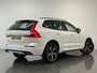 Volvo XC60 Recharge T6 AWD R-Design | Achteruitrijcamera | Apple Carplay/Android Auto | Cruise control adaptief | Panoramadak | Voorverwarmingsinstallatie |
