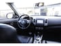 Mitsubishi Outlander 2.4 170PK 4WD Instyle Automaat 7P.*Perfect Dealer Onderh.*NL-Auto*Trekhaak/Dak/Leder/Stoelverw./Camera/Navi/LED/Climate-Control/Cruise-Control/