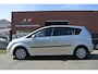 Toyota Corolla Verso 1.8 VVT-i Sol 7p. airco automaat apk 11-04-2026 inruil mogelijk nap