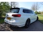 Volkswagen Passat Variant 2.0 TSI Elegance Business R | Dynaudio | Camera | Panoramadak | Adaptieve cruise control | Carplay | Stoelverwarming | Trekhaak | LED |