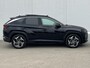 Hyundai Tucson 1.6 T-GDI PHEV 265pk Premium Sky 4WD Automaat / Trekgewicht 1.350 kg / Elektrisch Glazen schuif- en kanteldak / Elektrische achterklep / Camera 360° / Apple Carplay & Android Auto / Stuur- en stoelverwarming voor en achter / Stoelverkoeling / Krell Soundsystem / Adaptieve Cruise Control / Parkeersensoren voor en achter / Keyless Entry / Ski-luik