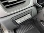 Renault Captur 1.0 TCe 90 Techno | 360 Camera | Groot Scherm | Draadloze Telefoonlader | Dakrailing | Reservewiel | Sensoren V+A | Naviagtie | Climate Control | Apple CarPlay/Android Auto | Two-Tone