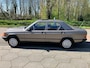 Mercedes-Benz 190-Serie 2.0 E + HISTORIE (2027 OLDTIMER).