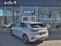 Kia Ceed 1.0 T-GDi Design Edition Navi+DAB+BT+Camera PDC V+A Stoel/Stuurverw. ECC-Airco Keyless 16"LMV Privacy Glass Tot 10Jr. Kia-Garantie