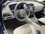 Jaguar XE 2.0 PORTFOLIO LEDER NAVIGATIE CRUISE CONTROL GLAZEN SCHUIF/KANTELDAK KEYLESS GO RIJSTROOKSENSOREN ACHTERUITRIJCAMERA AFN. TREKHAAK ZEER MOOI !! Brgl