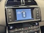 Jaguar XE 2.0 PORTFOLIO LEDER NAVIGATIE CRUISE CONTROL GLAZEN SCHUIF/KANTELDAK KEYLESS GO RIJSTROOKSENSOREN ACHTERUITRIJCAMERA AFN. TREKHAAK ZEER MOOI !! Brgl