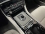 Jaguar XE 2.0 PORTFOLIO LEDER NAVIGATIE CRUISE CONTROL GLAZEN SCHUIF/KANTELDAK KEYLESS GO RIJSTROOKSENSOREN ACHTERUITRIJCAMERA AFN. TREKHAAK ZEER MOOI !! Brgl