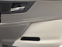 Jaguar XE 2.0 PORTFOLIO LEDER NAVIGATIE CRUISE CONTROL GLAZEN SCHUIF/KANTELDAK KEYLESS GO RIJSTROOKSENSOREN ACHTERUITRIJCAMERA AFN. TREKHAAK ZEER MOOI !! Brgl