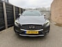INFINITI Q30 1.6t Premium City Black vol. onderhouden