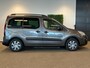 Citroën Berlingo Rolstoelauto Automaat Rolstoel voorin PARAVAN