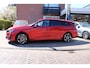 Peugeot 308 Sw 1.6 HYbrid 180PK e-EAT8 Allure Pack Business + 17"/ Navi/ Clima/ Full-LED/ Camera/ Trekhaak/ NL auto