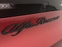 Alfa Romeo Junior SUV Ibrida Speciale Hybrid 136 pk Automaat | Navigatie | Achteruitrijcamera | Voorstoelen Verwarmd | Matrix LED Koplampen | Elektrische Achterklep met Sensor | Keyless Entry/Start | Dodehoek Detectie | Adaptieve Cruise Control | 18" Lichtmetalen Velgen | Apple Carplay/Android Auto |